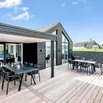 Exclusive Newly Built Pool House With Outdoor - 1032 *