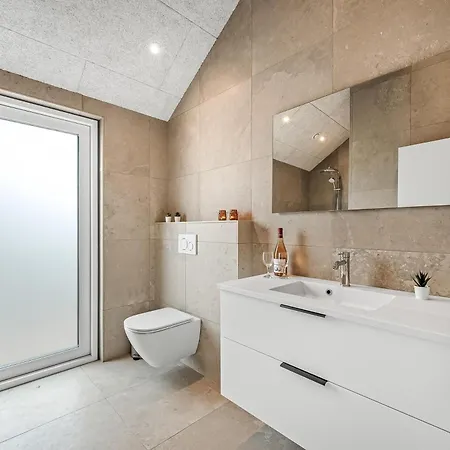 Exclusive Newly Built Pool House With Outdoor - 1032 Nyaraló